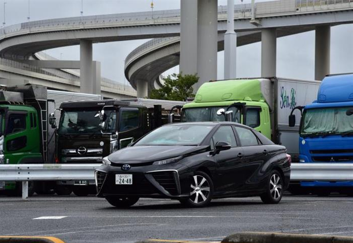 电池，丰田燃料电池研发,丰田燃料电池价格